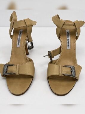 Manolo Blahnik Western Buckle Beige/Tan Leather Heeled Sandals